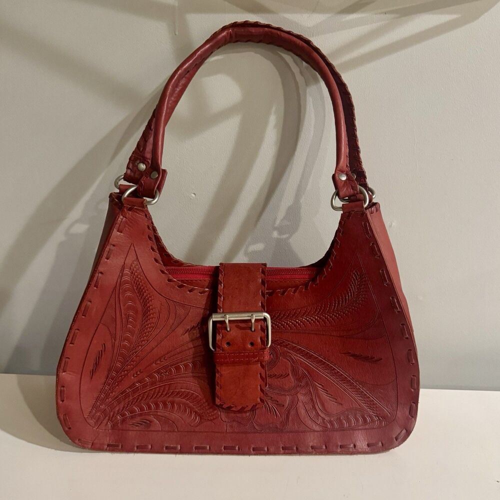 Leaders In Leather LL Paraguay Vintage Y2K Red Tooled Leather Shoulder Bag